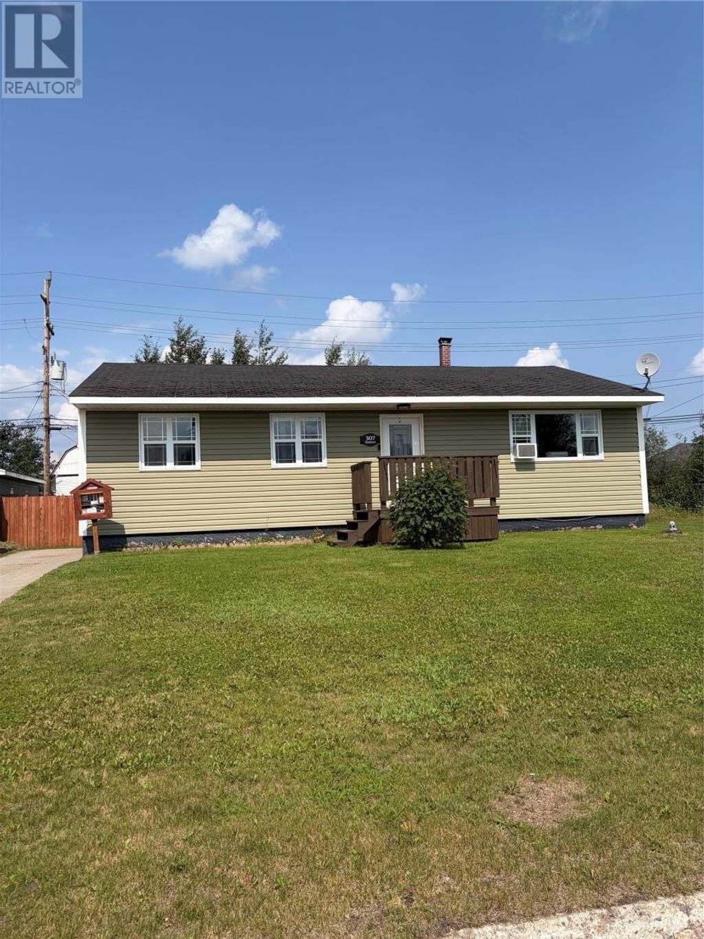 307 Dineen Crescent, Labrador City