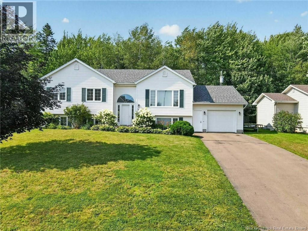 91 Old Oak Crescent, Moncton