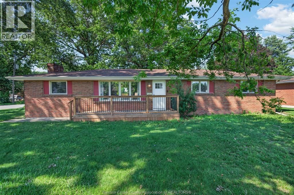 520 Front Road, Lasalle