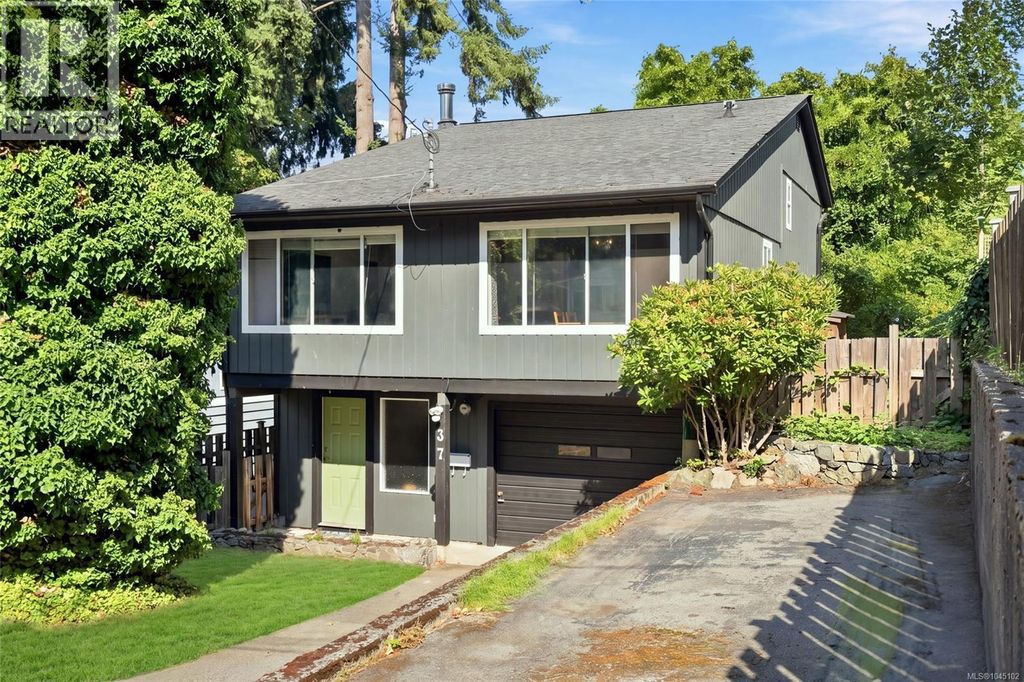 37 Kanaka Pl, Nanaimo