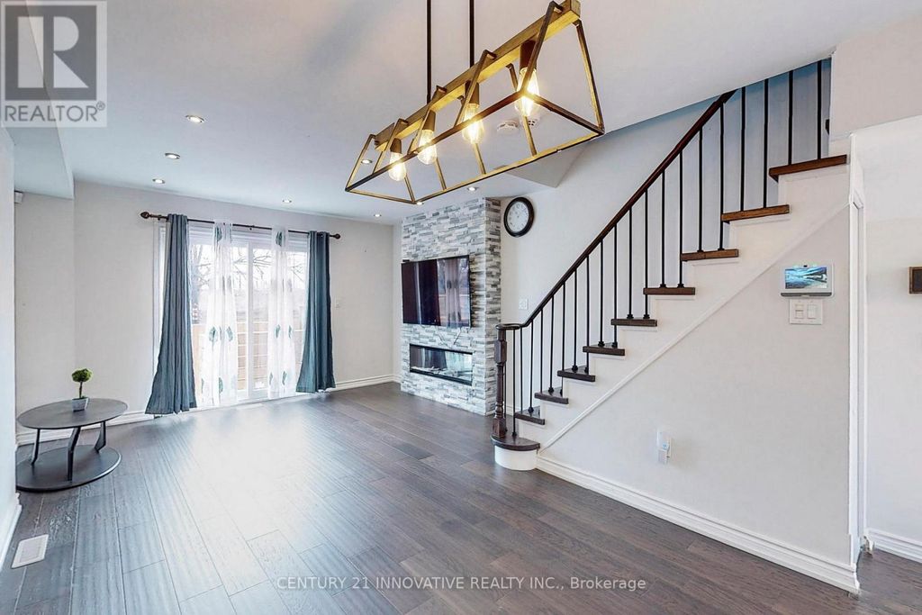 18 - 1635 Pickering Parkway, Pickering (village East)