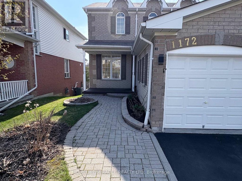 1172 Westridge Drive, Oshawa (pinecrest)