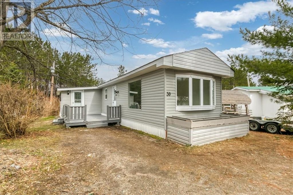 7121 Highway 17 Unit# 30, Whitefish