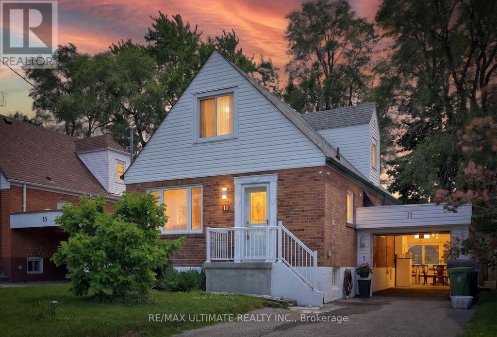 11 Midholm Drive, Toronto (ionview)