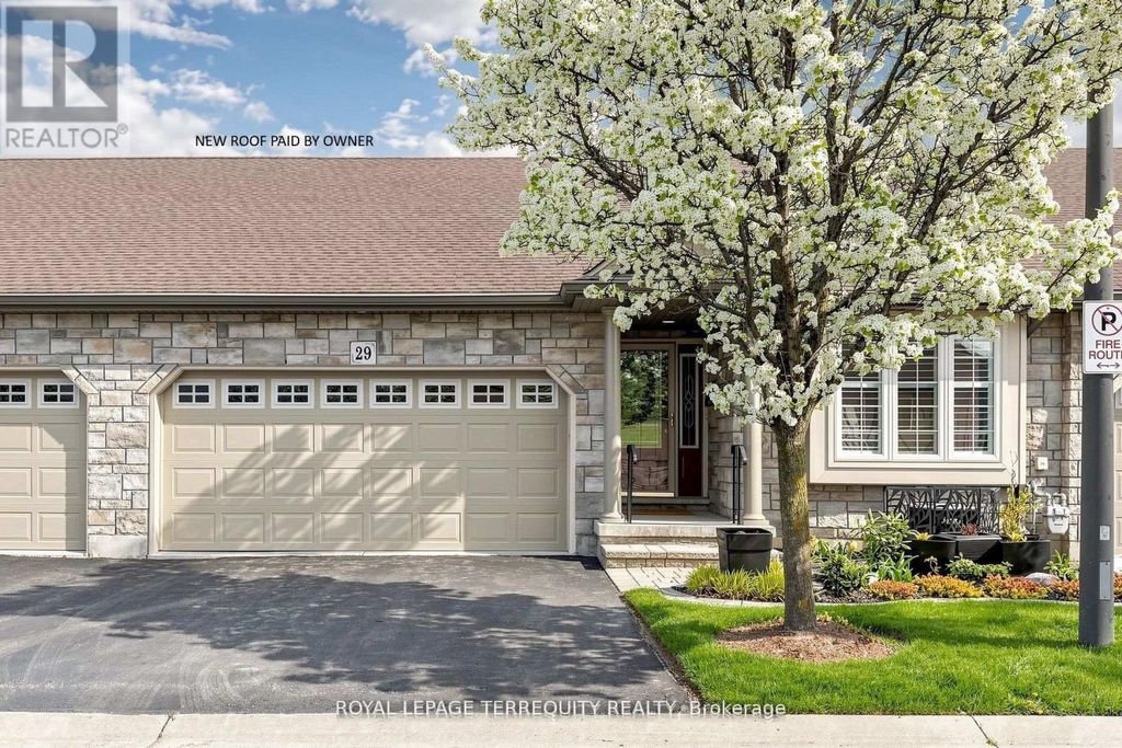 29 Rose Glen Crescent, Niagara-On-The-Lake (virgil)
