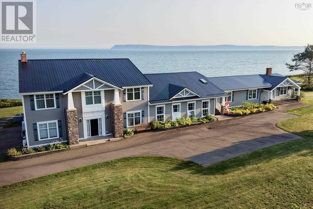 1212 Two Islands Road, Greenhill