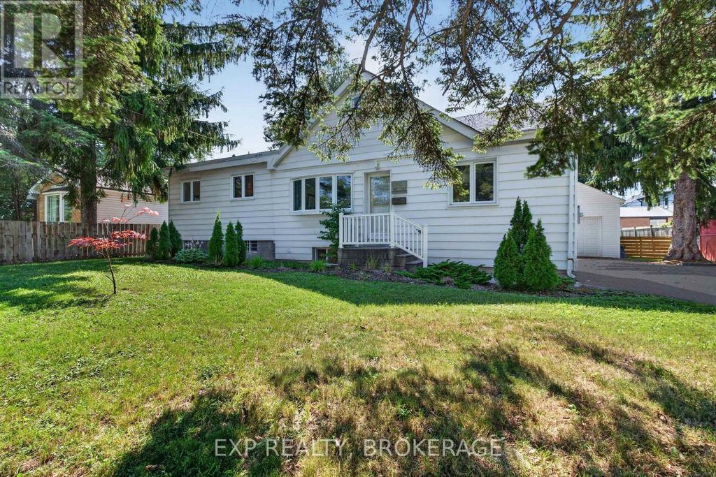 646 Portsmouth Avenue, Kingston (west Of Sir John A. Blvd)