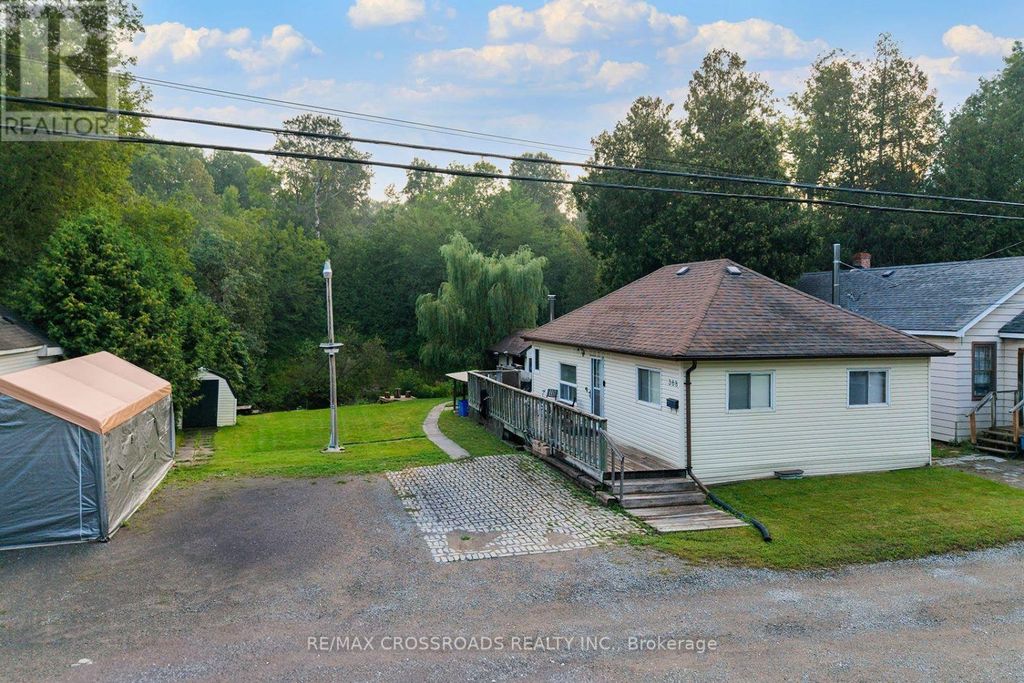 368 Cedar Valley Boulevard, Oshawa (samac)
