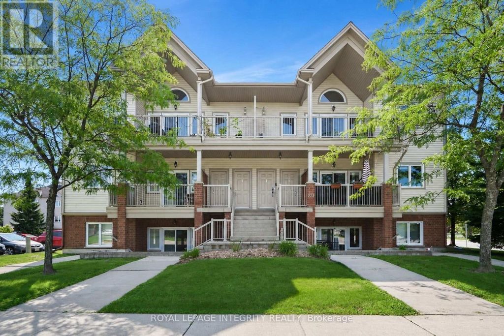 J - 221 Crestway Drive, Ottawa