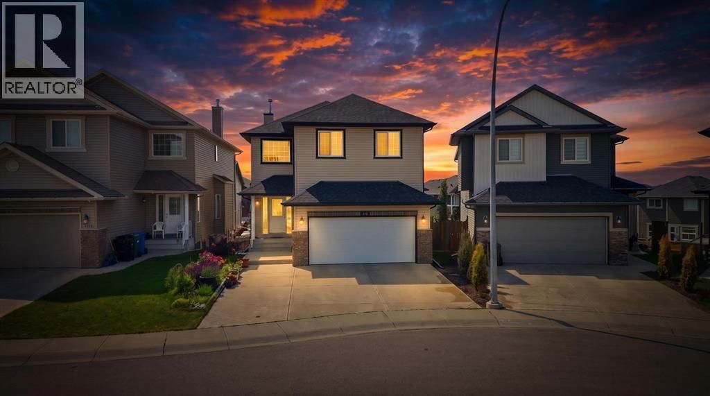 154 Saddleland Close Ne, Calgary