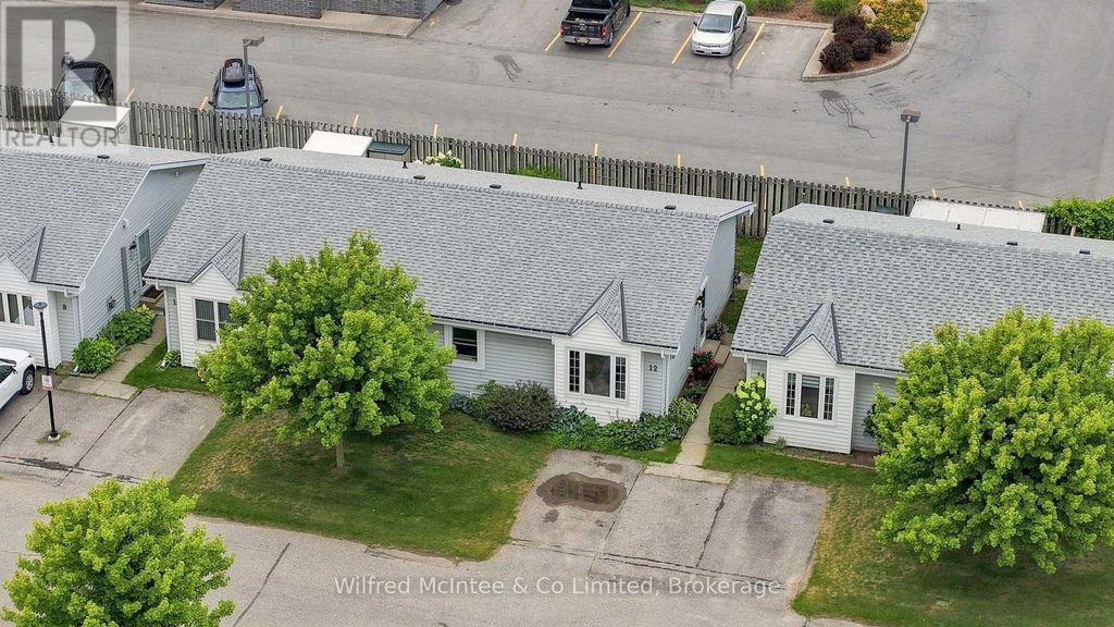 12 - 303 Waterloo Street, Saugeen Shores