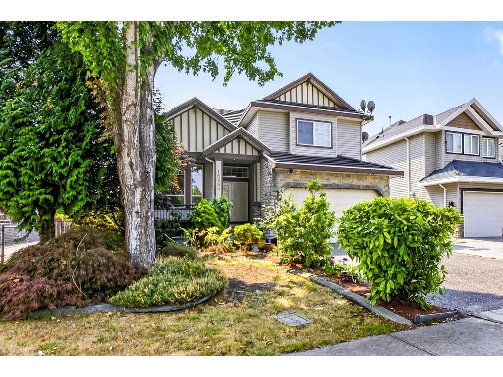 16688 63b Avenue, Surrey