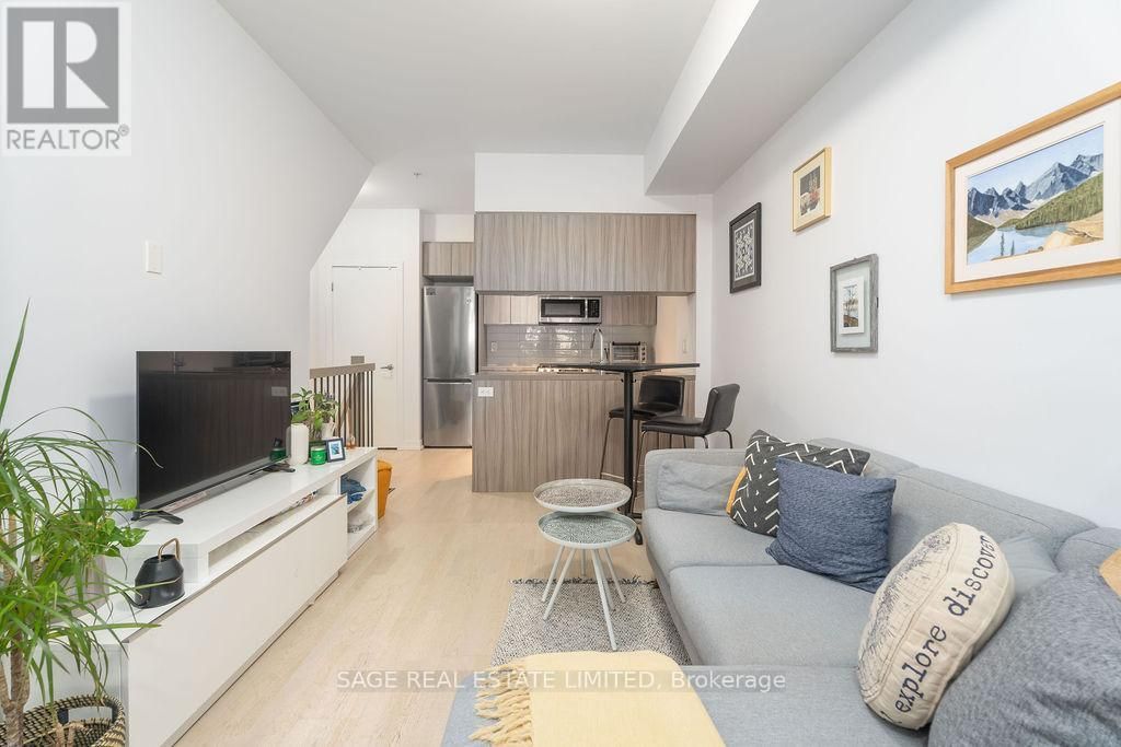 Th3 - 150 Broadview Avenue, Toronto (south Riverdale)
