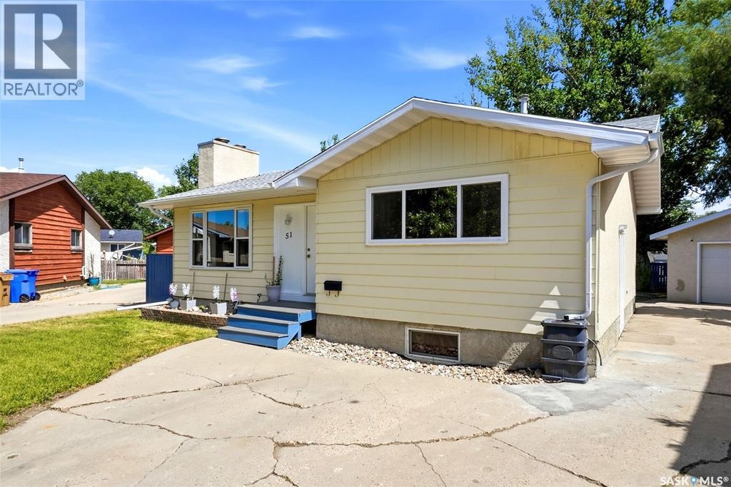 51 Martinac Crescent, Regina
