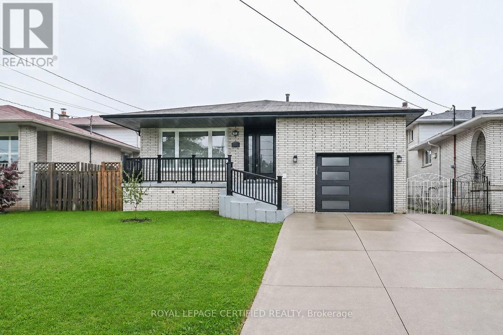 Bsmt - 40 Honeywell Drive, Hamilton (riverdale)