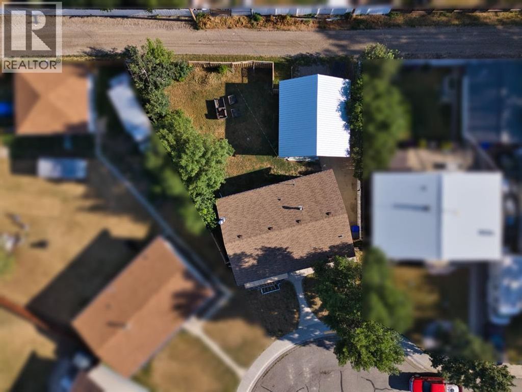 748 54 Avenue W, Claresholm