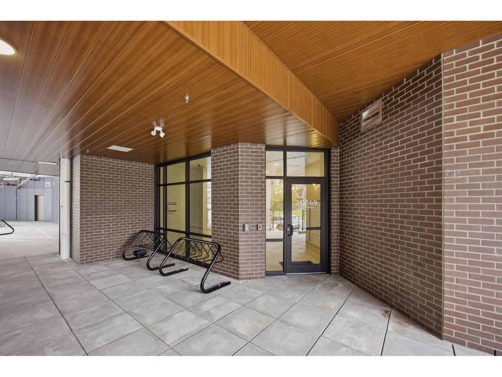 507 20769 Fraser Highway, Langley
