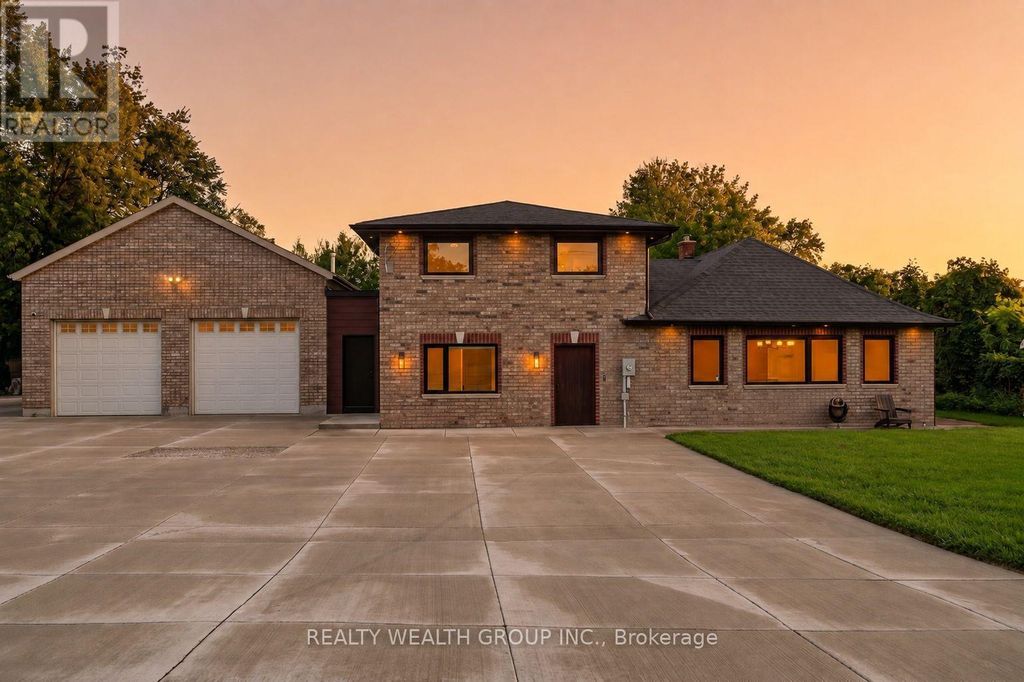 1310 Graham Side Road, King