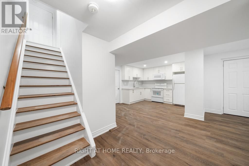 Lower - 582 Carlyle Court, Oshawa (donevan)