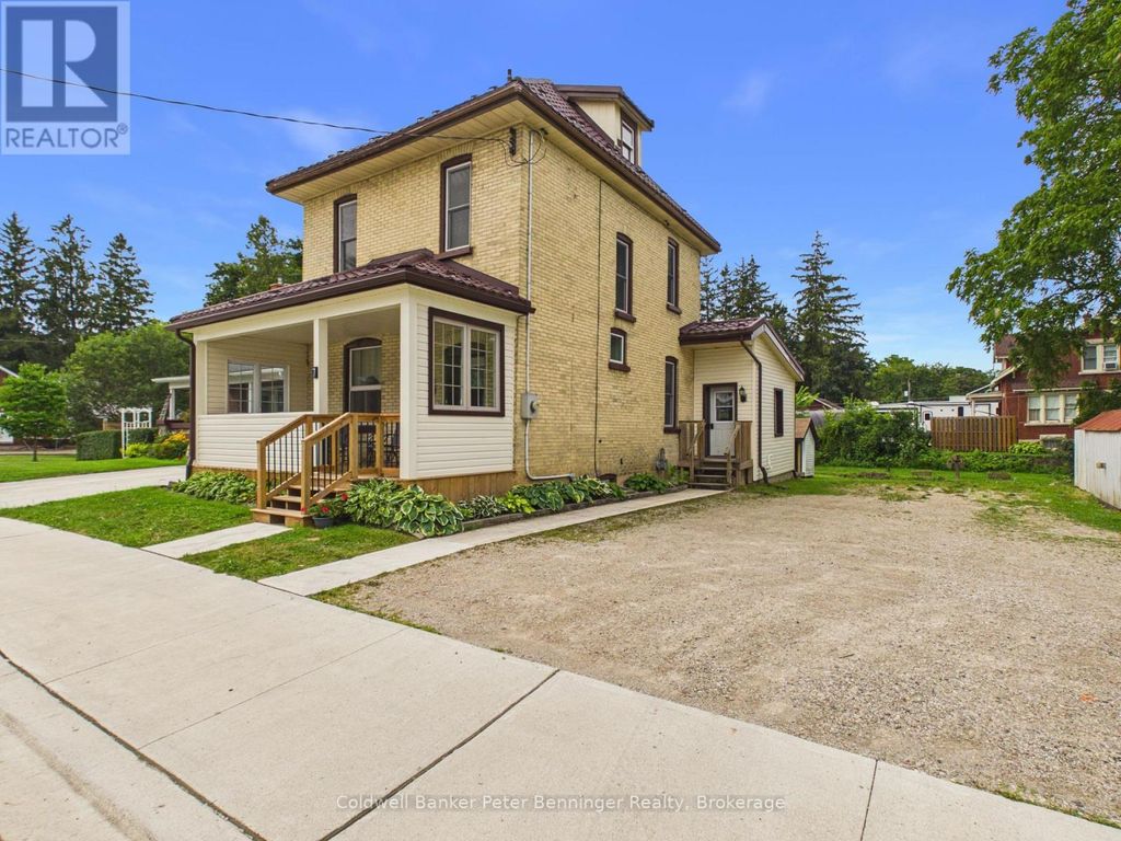 7 Yonge Street S, Brockton
