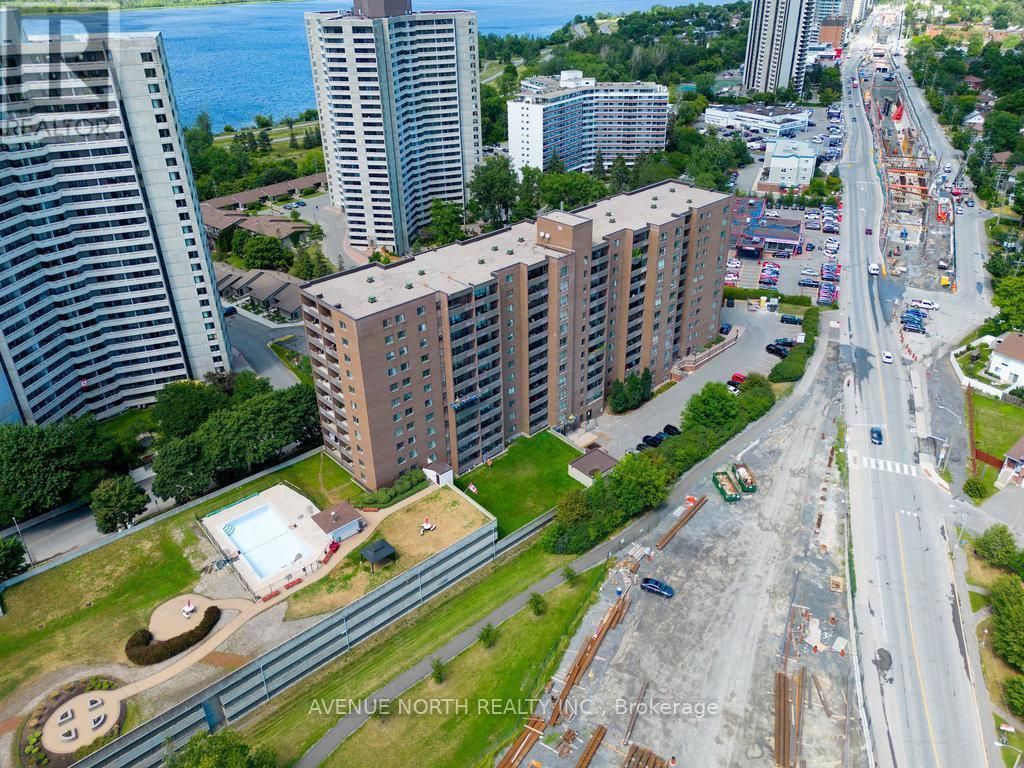 708 - 1100 Ambleside Drive, Ottawa