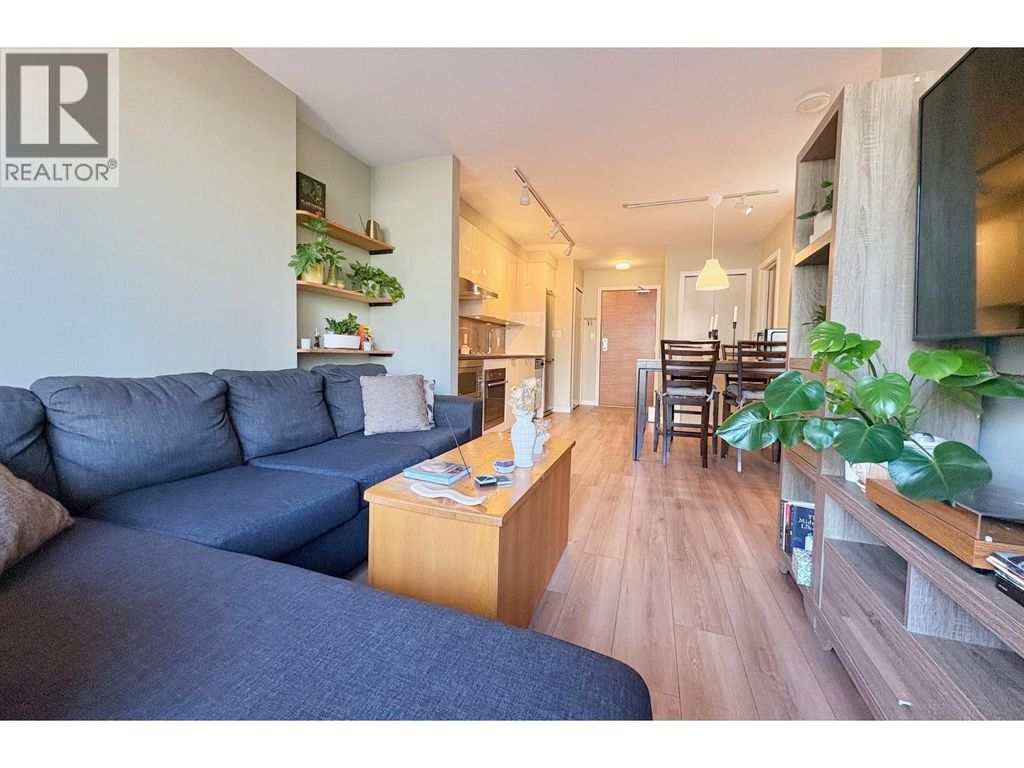308 161 W Georgia Street, Vancouver