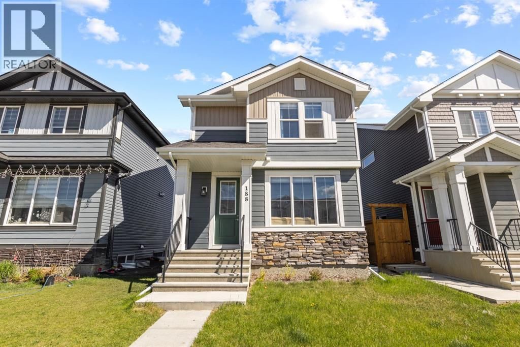188 Waterford Heath S, Chestermere