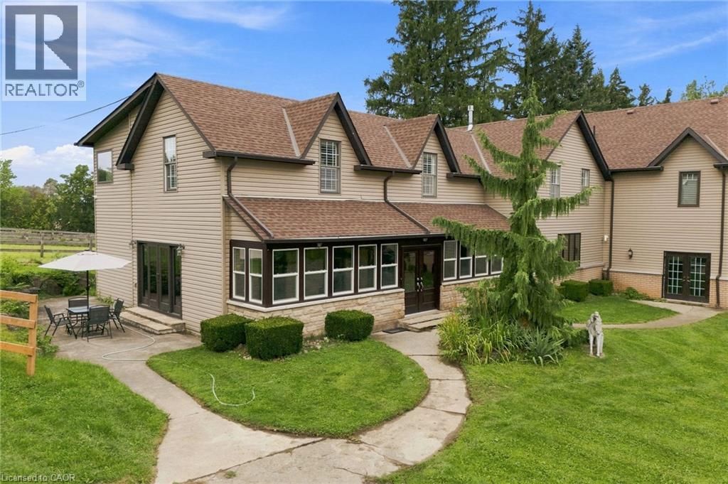 345 Freelton Road, Hamilton