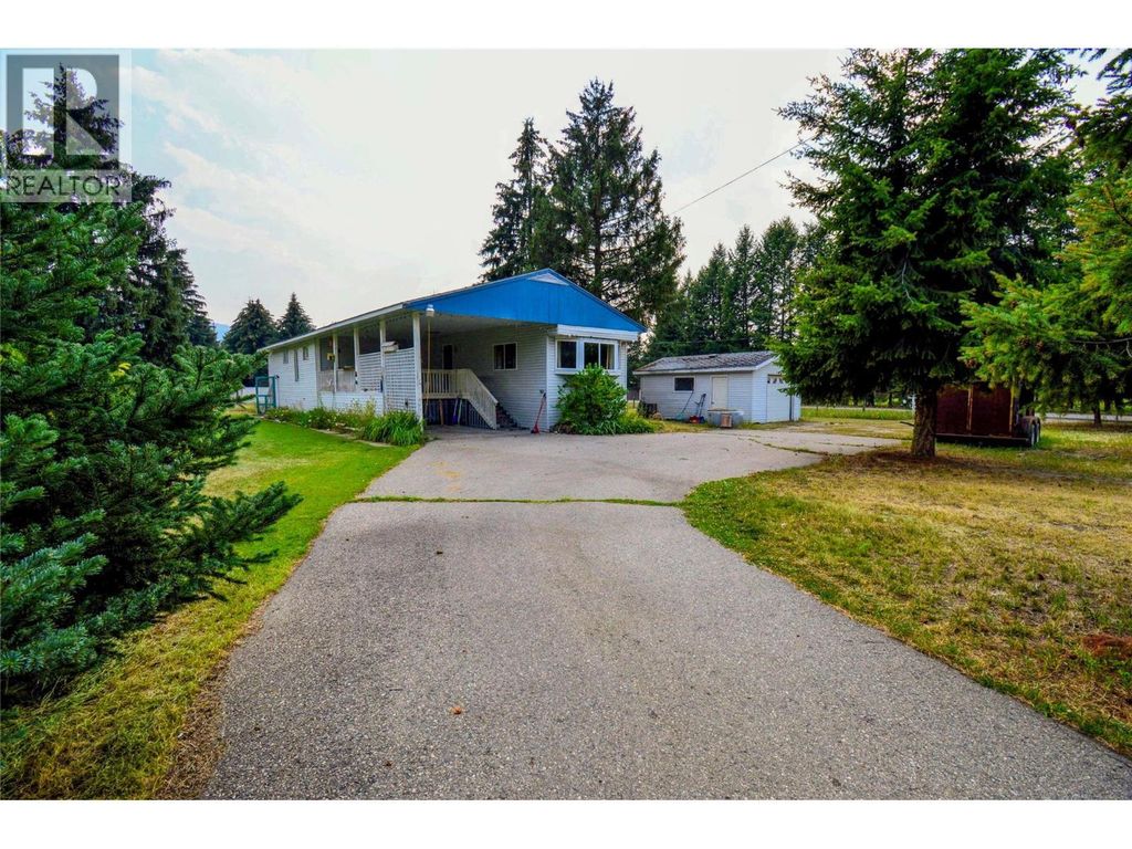 7010 Ranken Road, Grand Forks