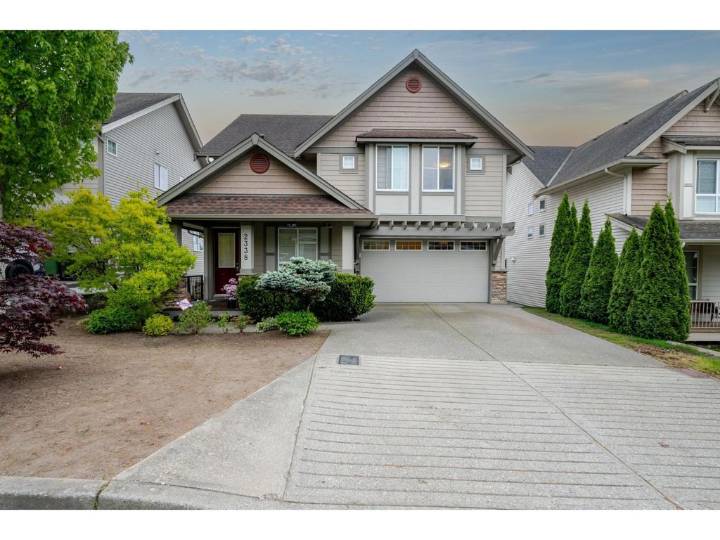 2338 Chardonnay Lane, Abbotsford