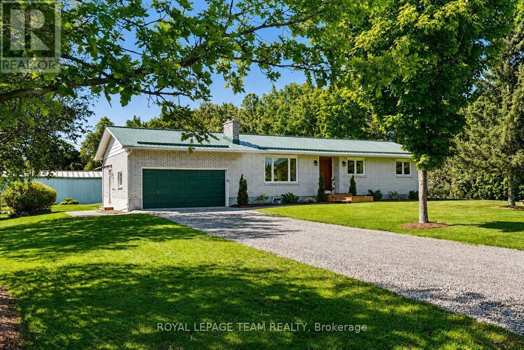 512 Edward Scott Road, North Grenville