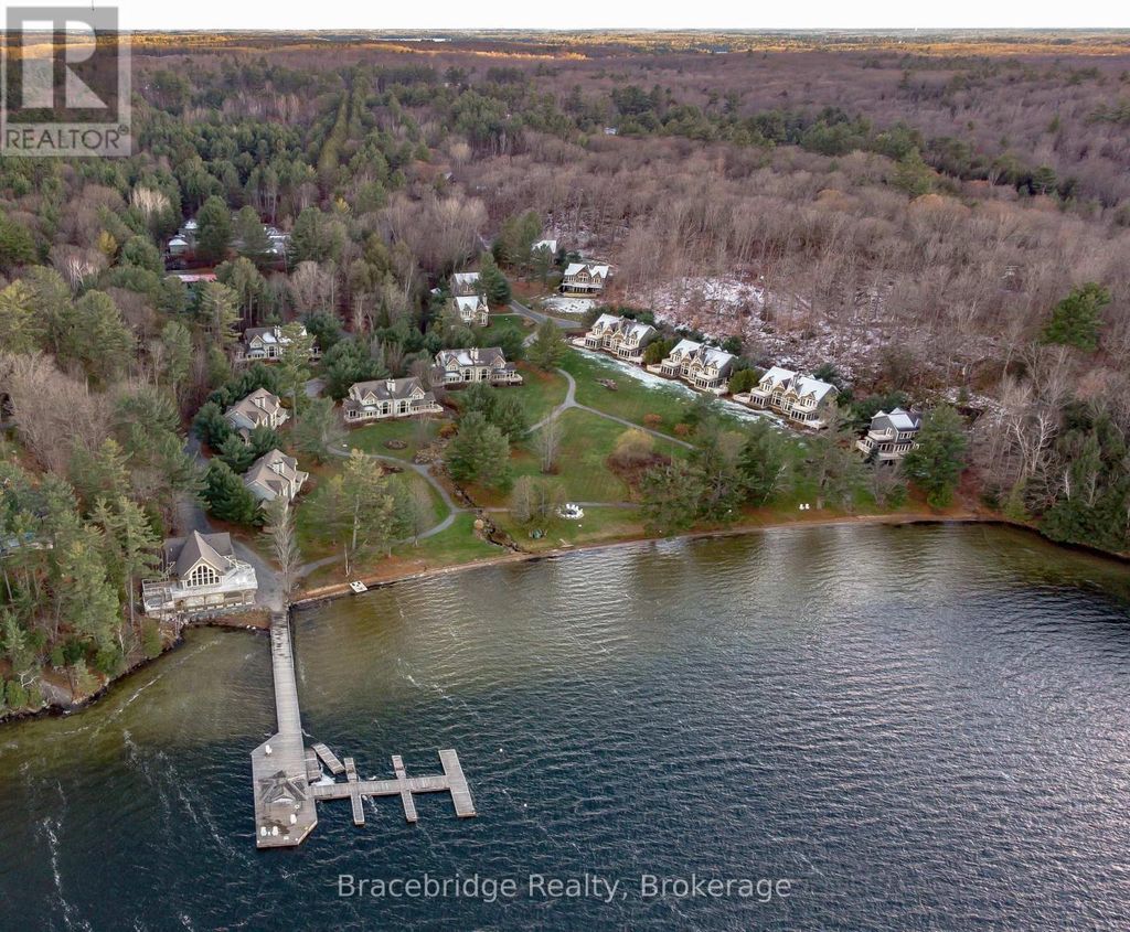 Carling 4 W9 - 3876 Muskoka Rd 118 Highway W, Muskoka Lakes (medora)