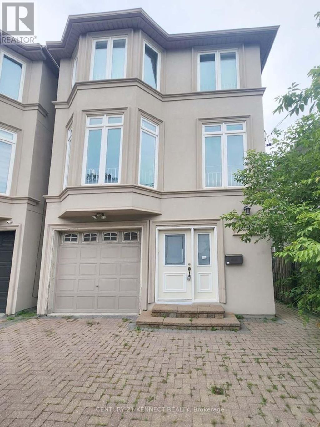 150b Finch Avenue E, Toronto (newtonbrook East)