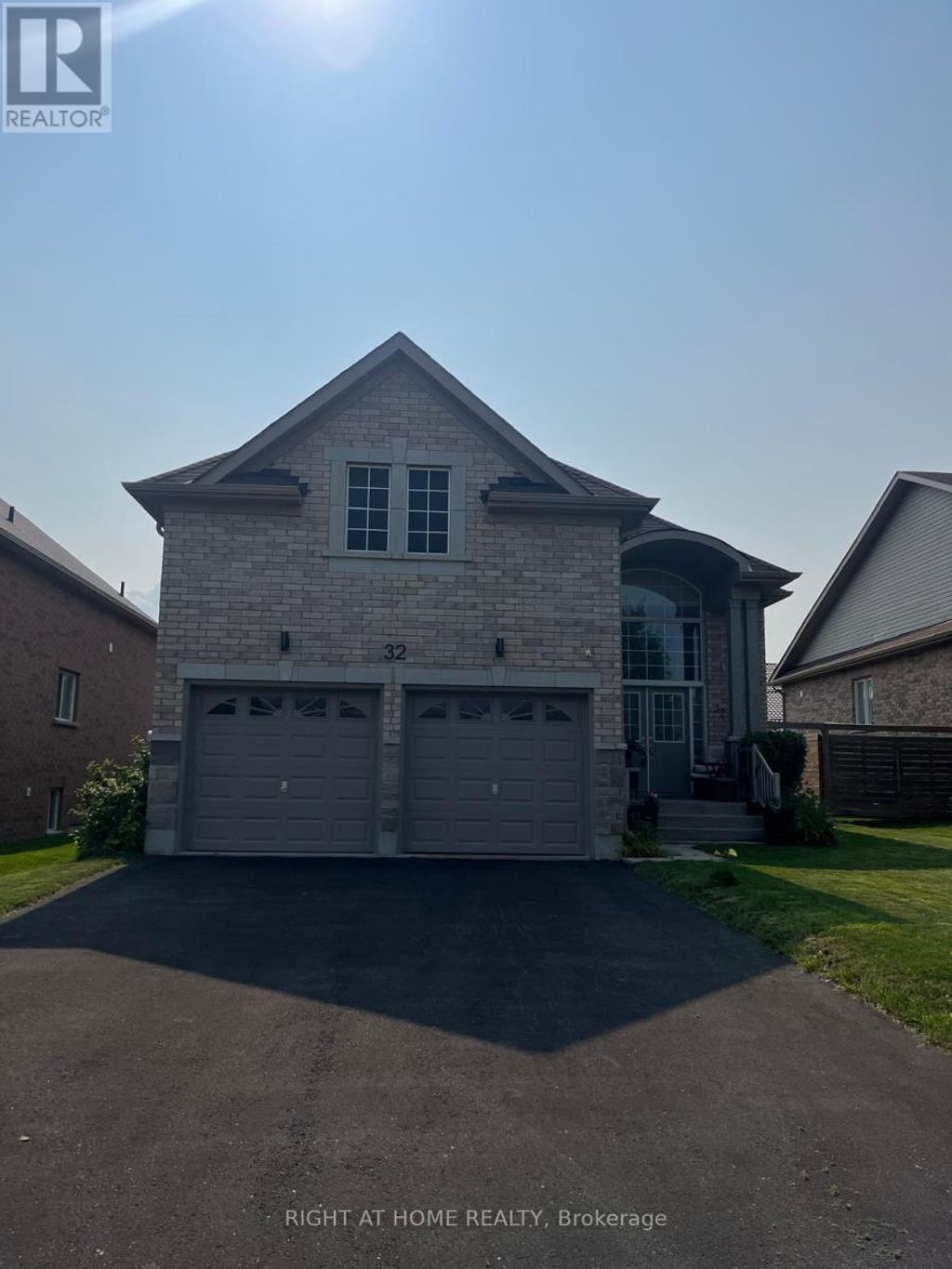 32 Middleton Drive, Wasaga Beach