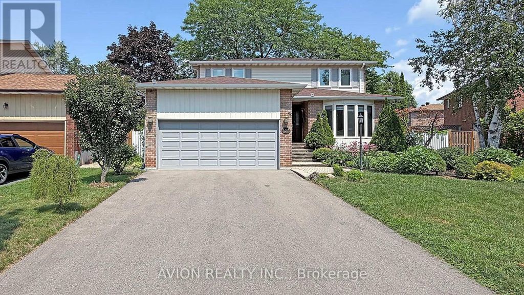 1413 Harmsworth Square, Oakville (fa Falgarwood)