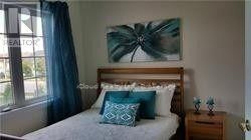 539 Coach Drive, Mississauga (hurontario)