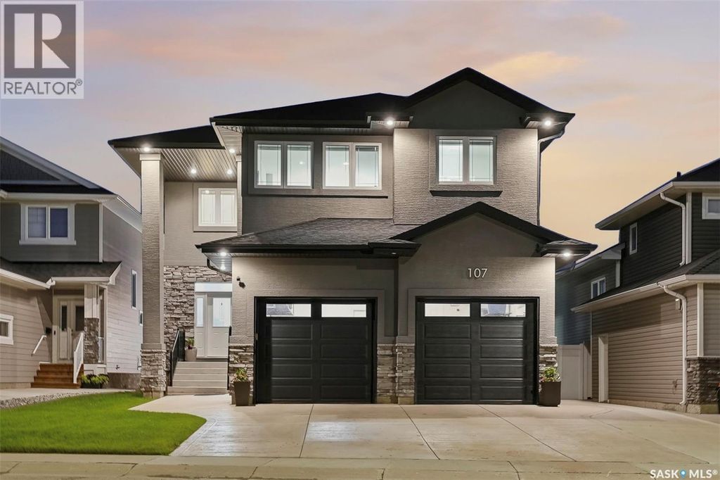 107 Schumacher Bay, Saskatoon