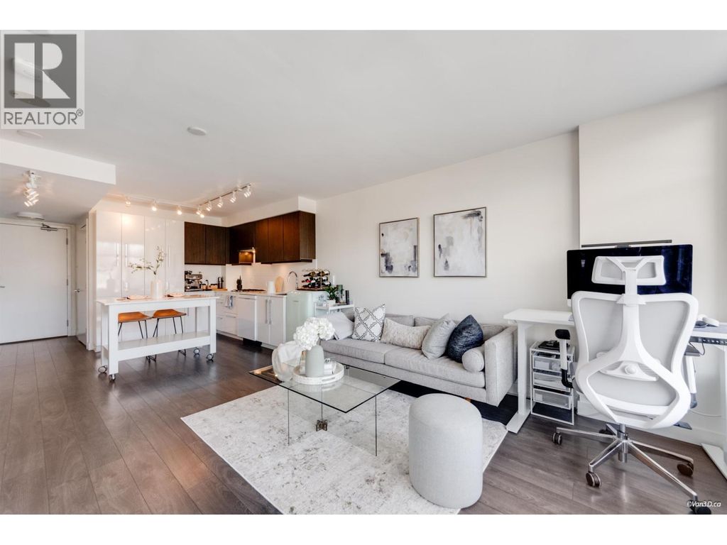 607 188 Agnes Street, New Westminster