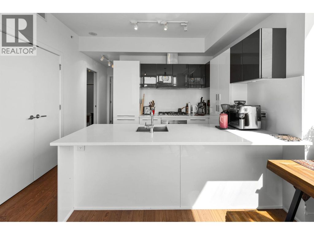 1001 108 E 1st Avenue, Vancouver