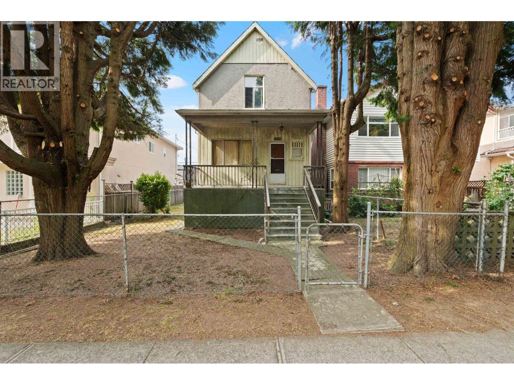 2673 Pandora Street, Vancouver