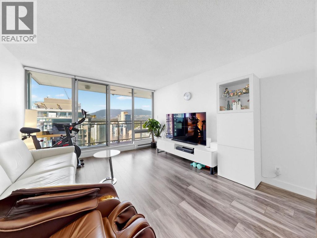 2902 1288 W Georgia Street, Vancouver