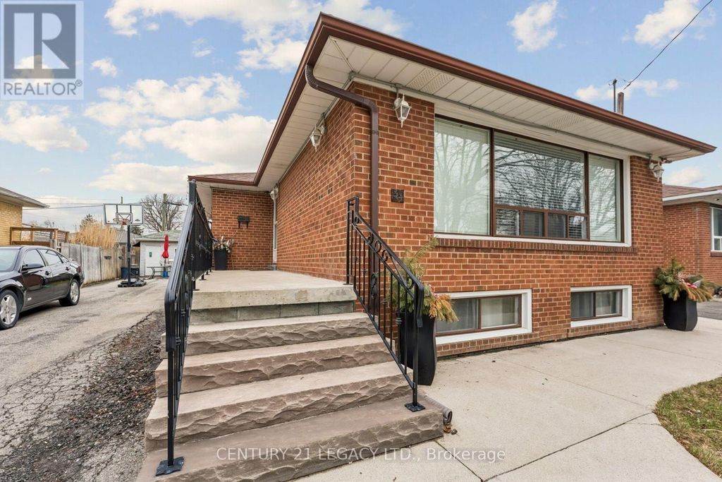 34 Cumberland Drive, Brampton (brampton North)