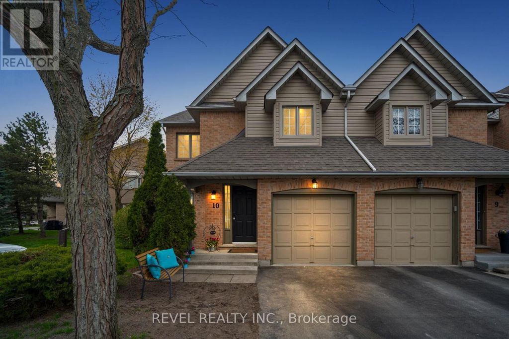 10 - 320 Hamilton Drive, Hamilton (ancaster)