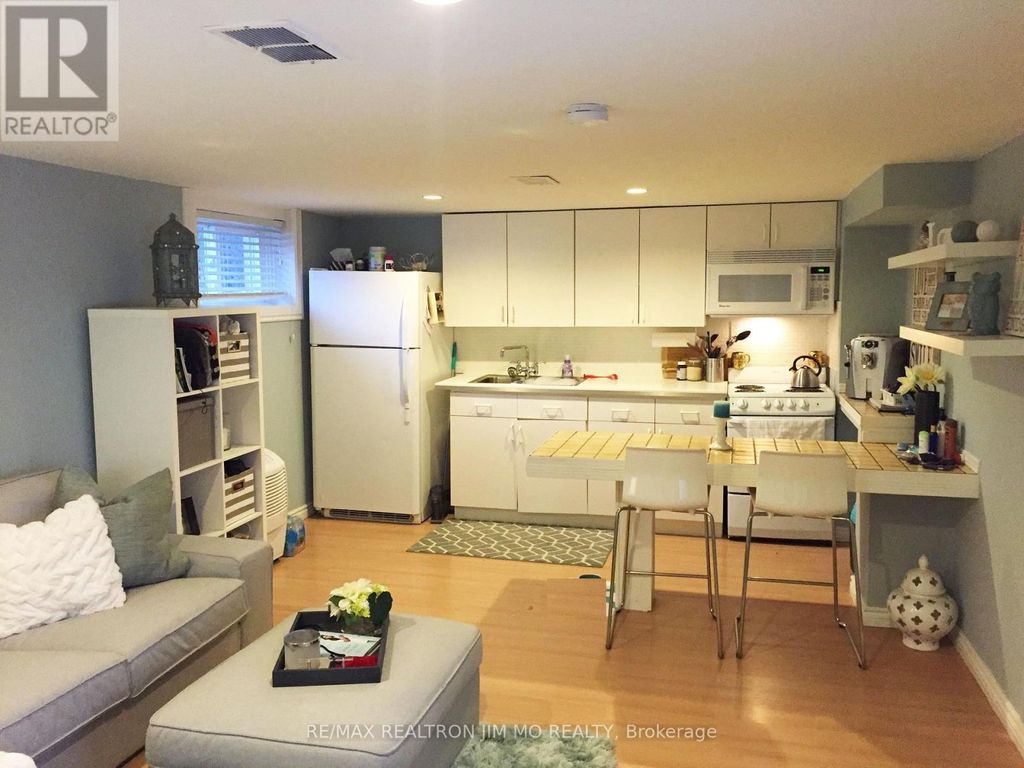 Basement - 192 Maxome Avenue, Toronto (newtonbrook East)