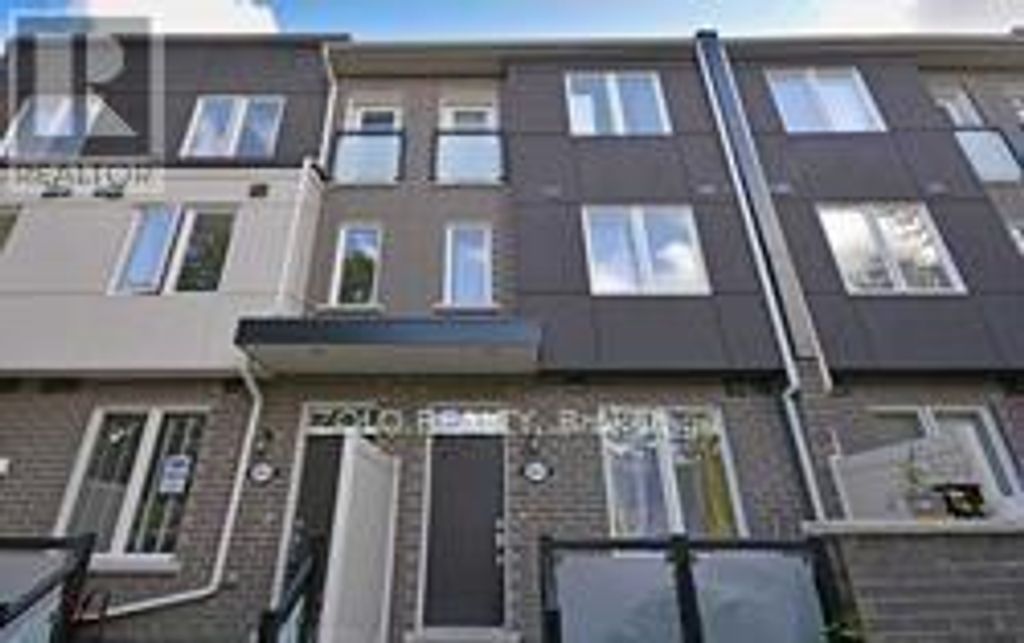 4 - 35 Heron Park Place, Toronto (west Hill)