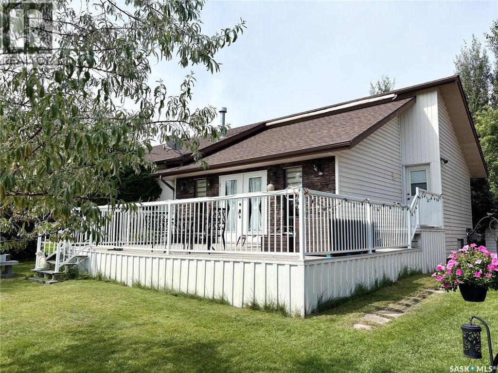230 Augusta Place, Good Spirit Lake