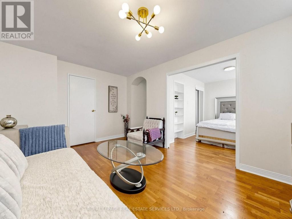 107 - 580 Christie Street, Toronto (wychwood)