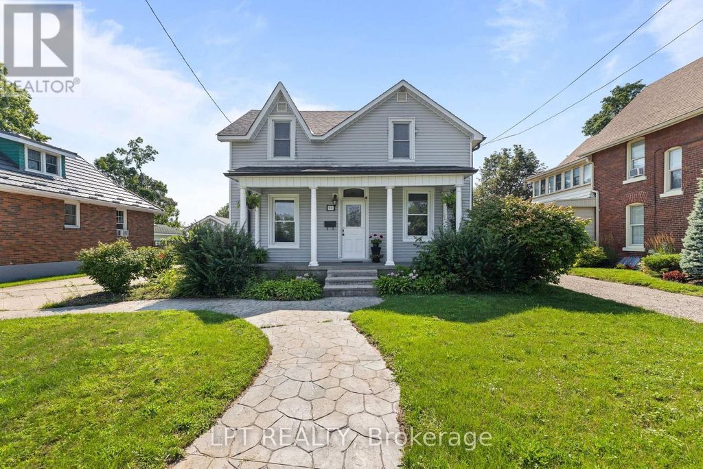 52 Parkside Drive E, Barrie (queen's Park)