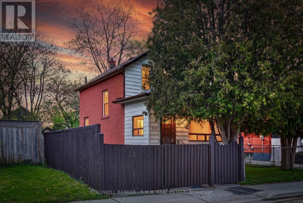 532 Front Street, Oshawa (central)