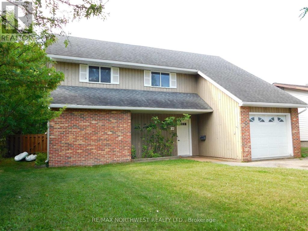 70 Wood Street, Dryden (riverview)